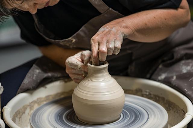 Exploring the Artistry and Craftsmanship of Pottery⁣ Barn Mercury Trees