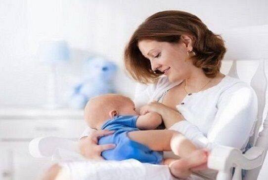 World Breastfeeding Week: Well being advantages for lactating mothers