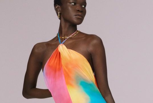 Add a fast hit of color to your summer time wardrobe with these 11 ombre clothes