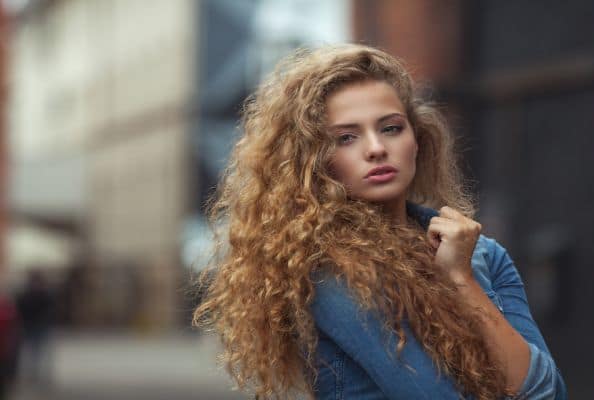 Frizzy hair: 3 pure components that may work as hair serums