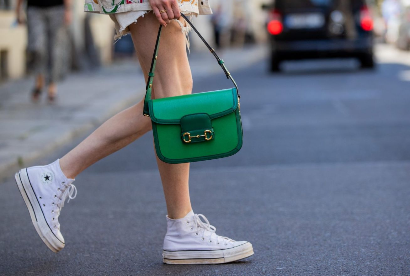 20 pairs of trend editor-approved trendy white trainers that’ll go along with each outfit