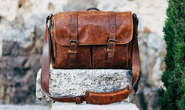 Durability and Comfort: What⁣ to Expect from Leather Bands