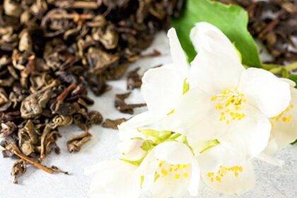 Harney & Sons Jasmine Phoenix Pearls: Premium Green Tea with Floral Notes