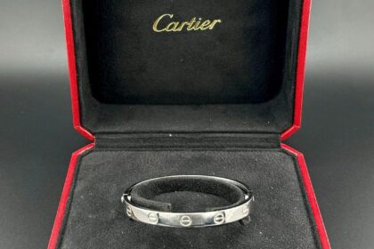 Cartier Love Bracelet Resale Value: Investment Piece or Depreciating Asset?